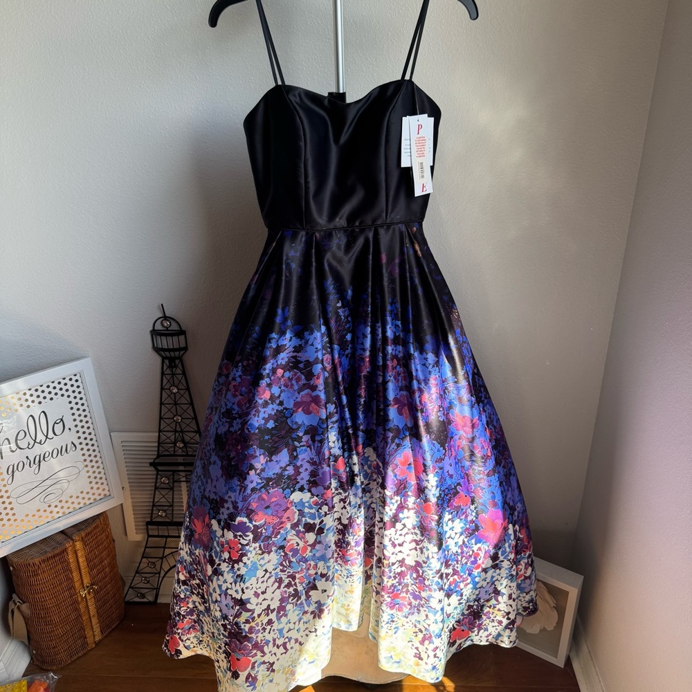 NWT Betsy & Adam Floral Printed Sleeveless Gown Maxi Dress Sz 2P - Picture 4 of 8